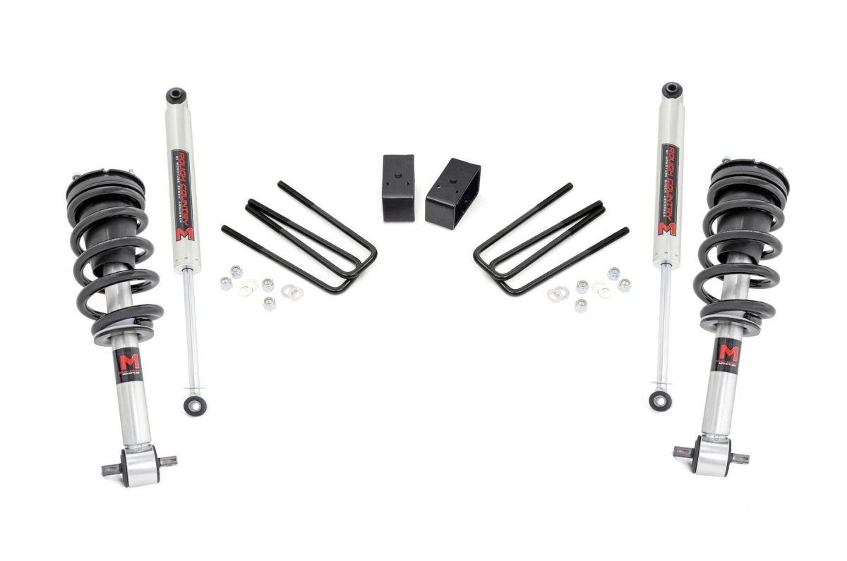 GMC Sierra 1500 Suspension Lift Kit - Front + Rear - Rough Country - 3.5 Inch Lift Kit | M1 Struts - '07-'13